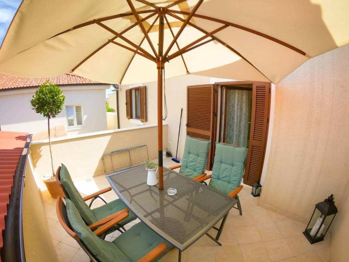 Apartments Zara & Toni エクステリア 写真